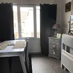 Proche De La Rue Saint Jean Le Touquet